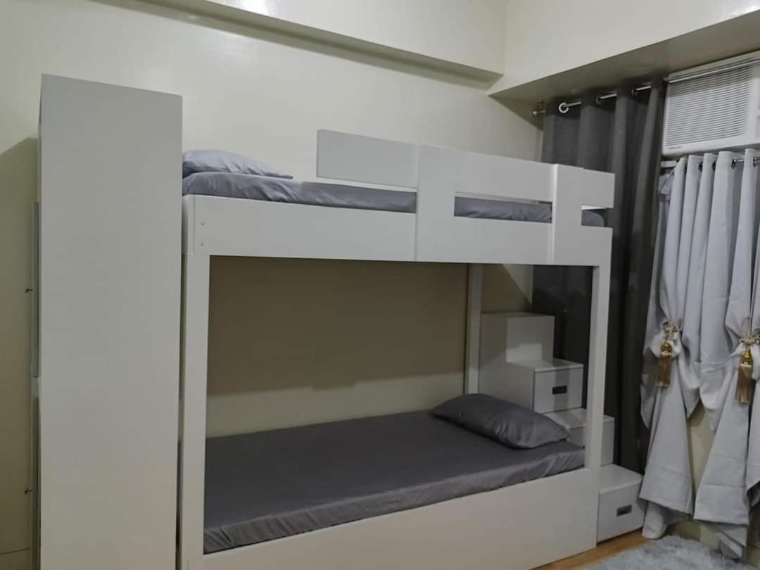 Budget Accommodation Holland Park Condominium Southwoods Binan Laguna Jalang Exterior photo